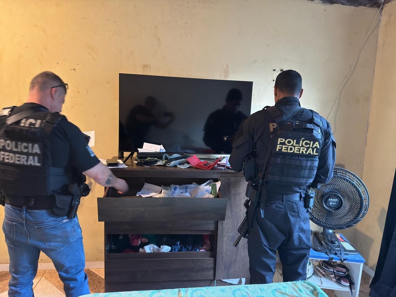 PF faz operação para combater fraudes contra a Caixa Econômica ...