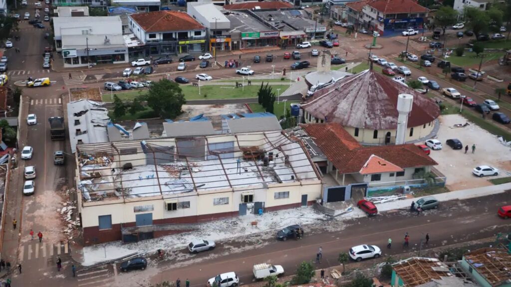 FGTS Paraná Tornado